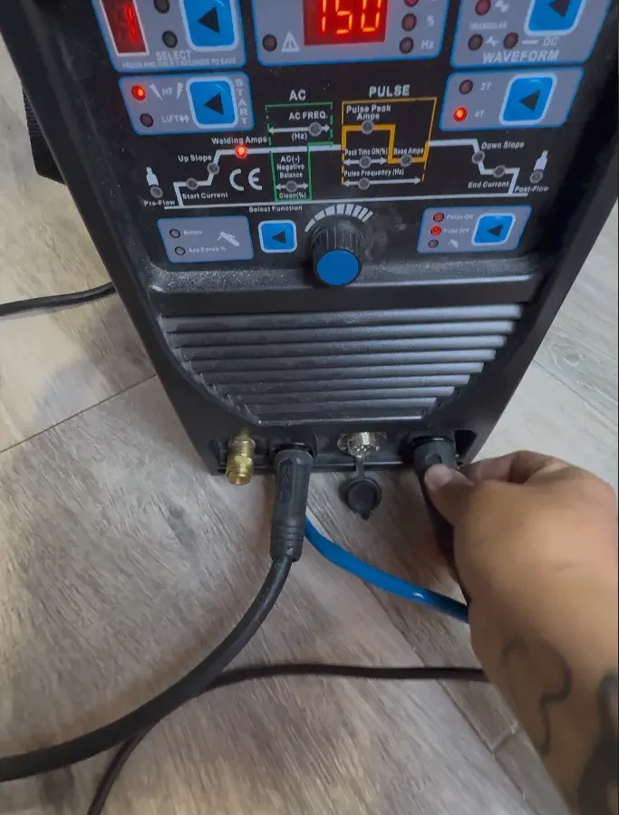 Cómo comprar una máquina de soldar sin equivocarte (guía PDF gratis)
