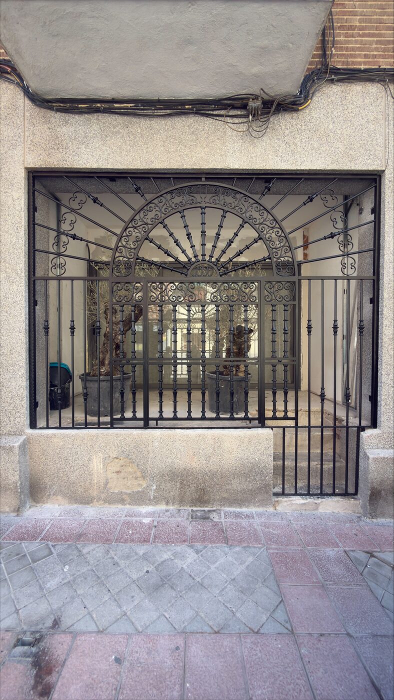Reja artística forjada con arco